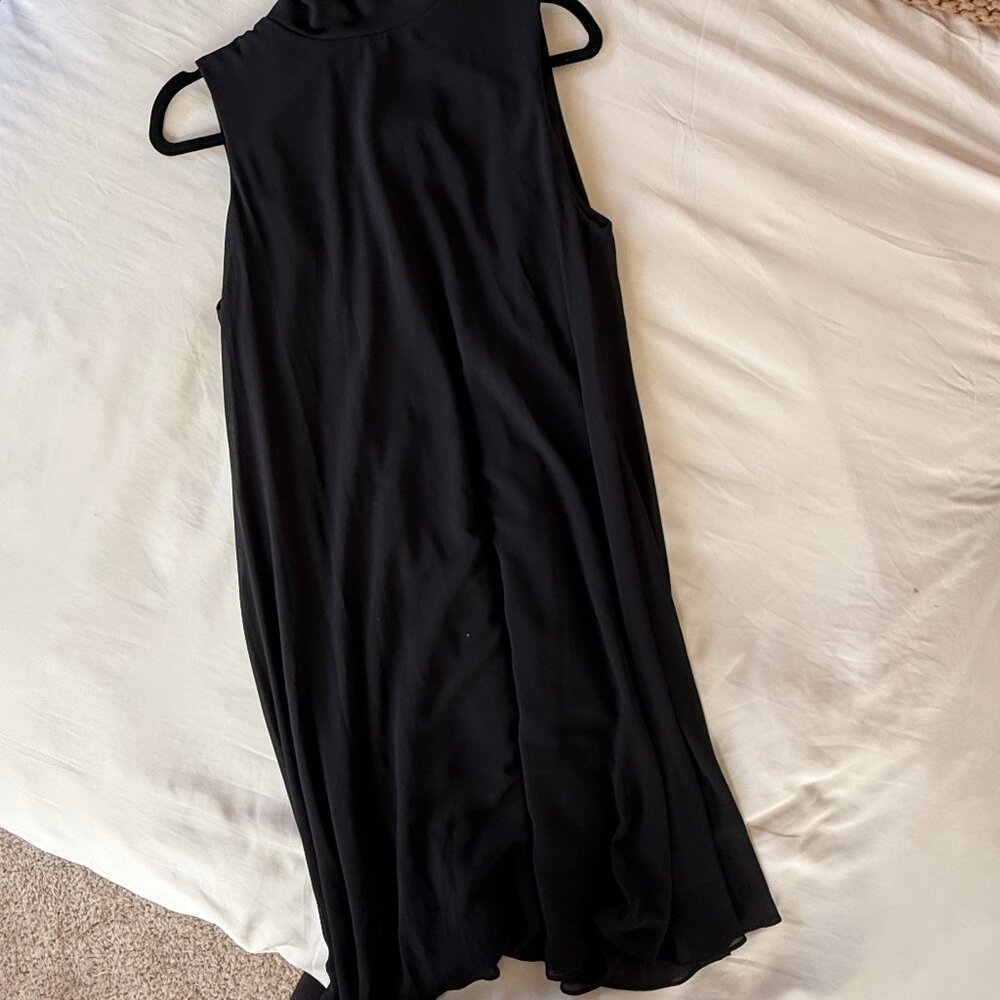 Mock Neck Chiffon Trapeze Dress - Picture 5 of 11